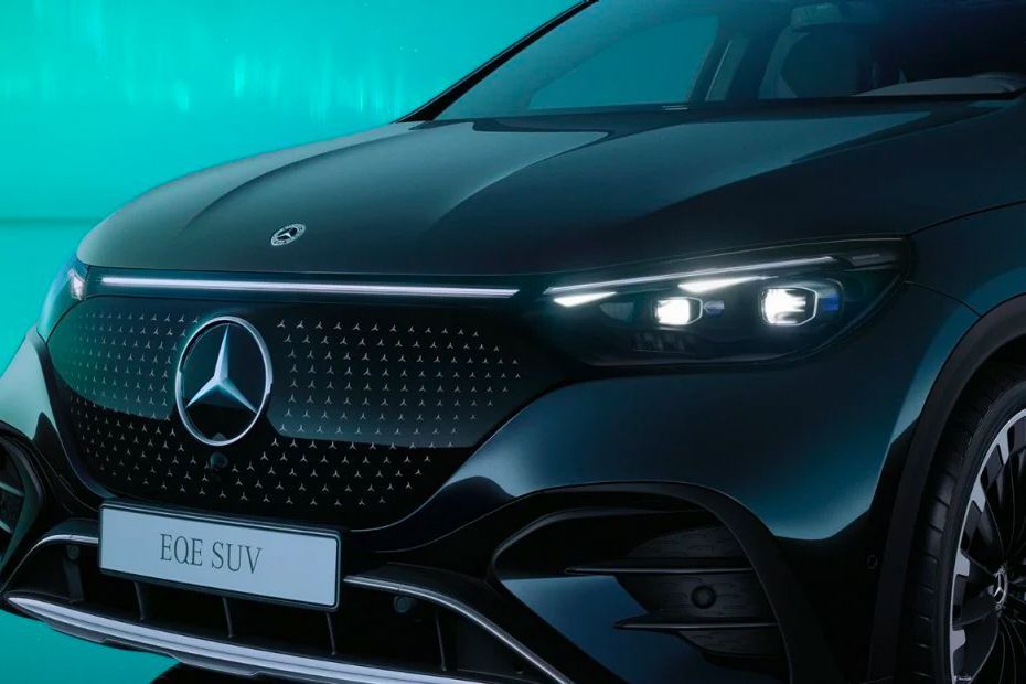 Mercedes-Benz EQE SUV Headlight