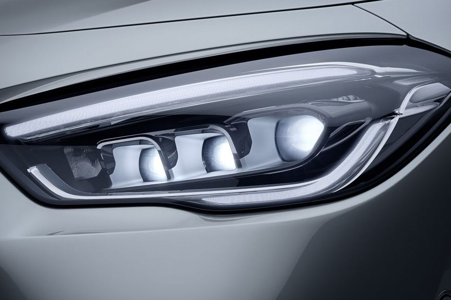 Mercedes-Benz GLA-Class Headlight