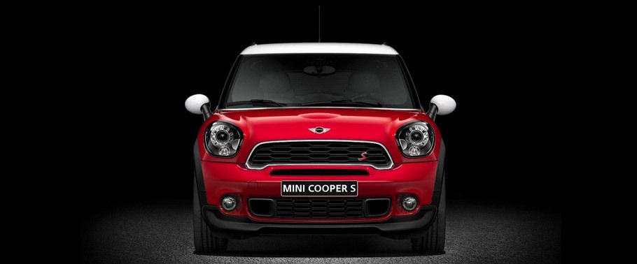 MINI Paceman Full Front View