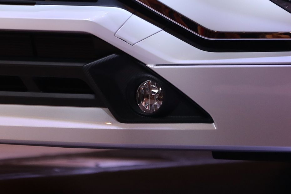 Mitsubishi Xpander (2018-2021) Front Fog Lamp