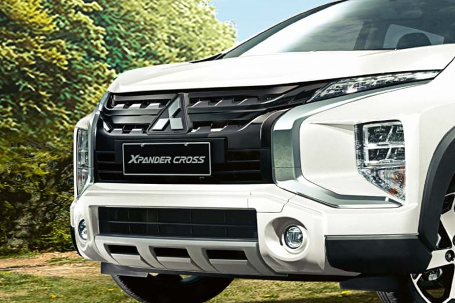 Xpander Cross Grille View Xpander Cross Grille View