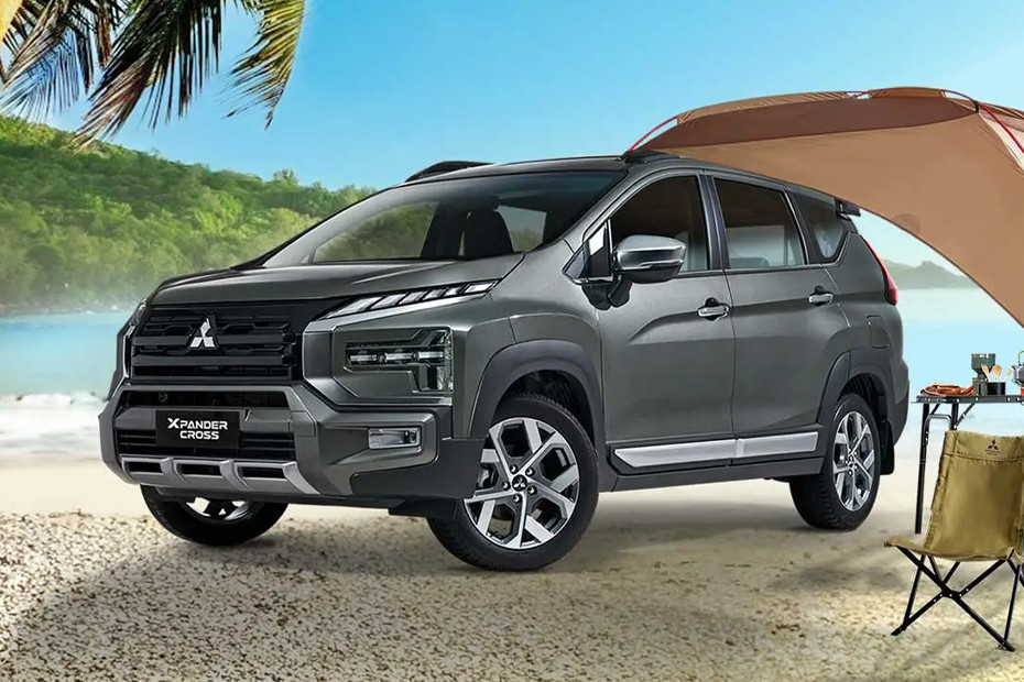 Mitsubishi Xpander Cross Front Side View