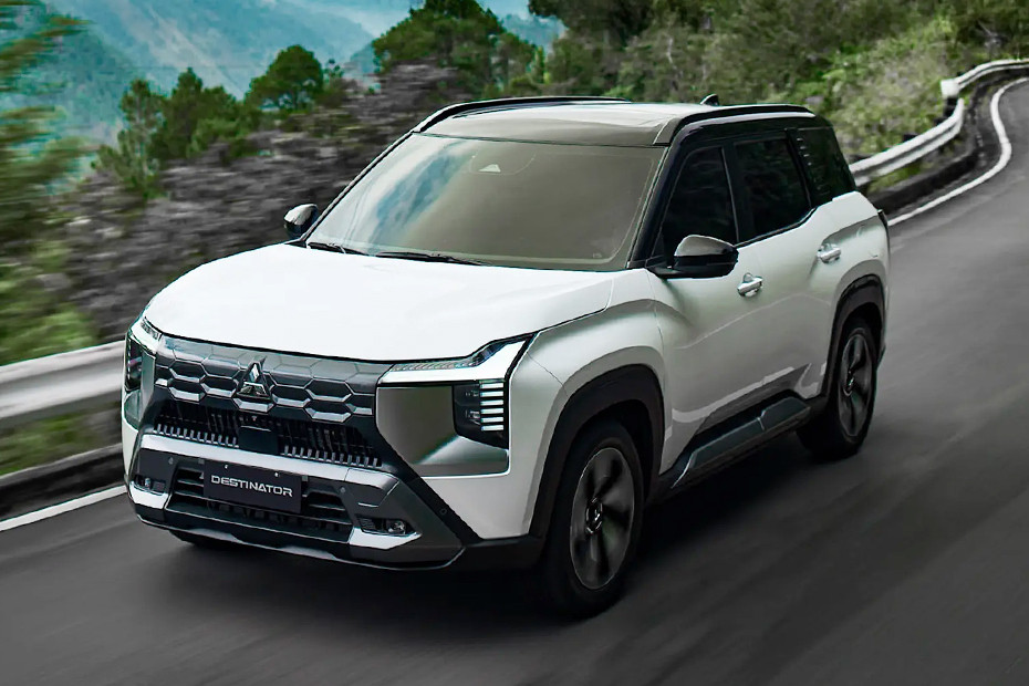 Mitsubishi Destinator Front Side View