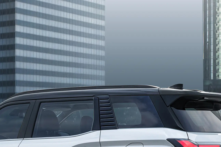 Destinator roof rail