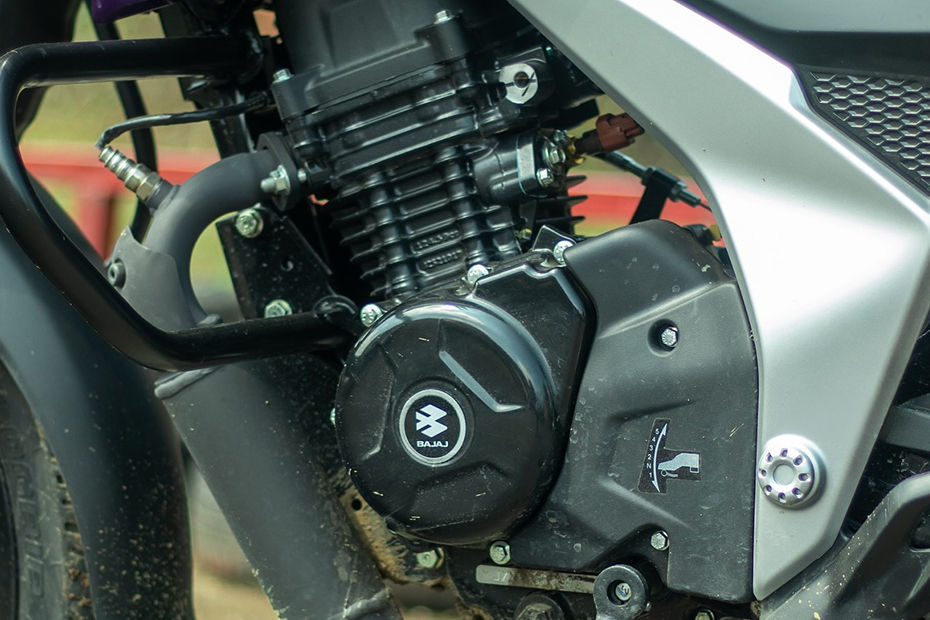 Bajaj Pulsar N125 Engine View