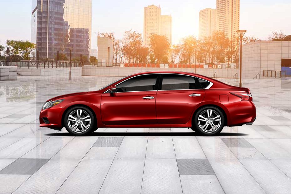 Altima Side view