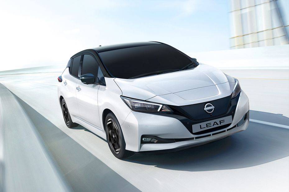 Nissan Leaf 2024 Interior & Exterior Images, Colors & Video Gallery ...