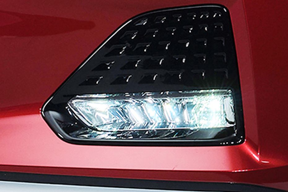 Almera Front Fog Lamp Almera Front Fog Lamp