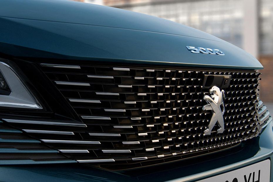 Peugeot 5008 Grille View