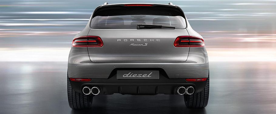 Full Rear View of Porsche Macan S Diesel 245 hp