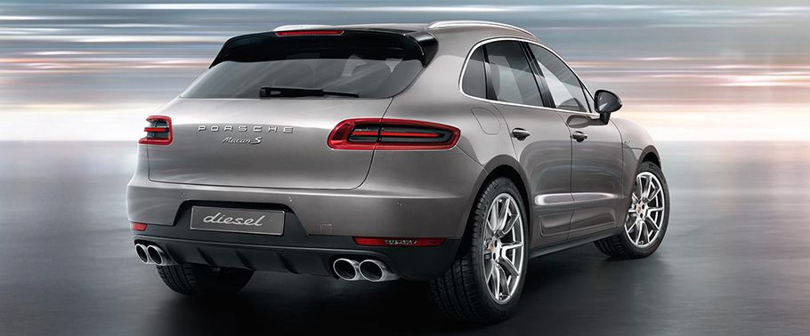 Macan S Diesel 245 hp Rear angle view