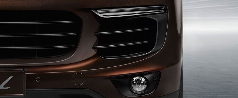 Cayenne Diesel 245 hp Front Fog Lamp