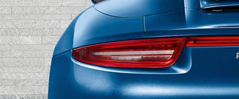 911 Carrera S Tail light