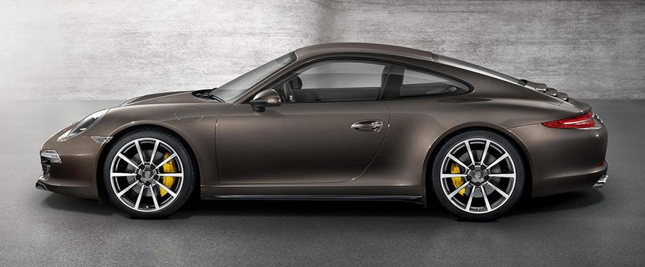 Porsche 911 Carrera 4S Side View 911 Carrera 4S Side view