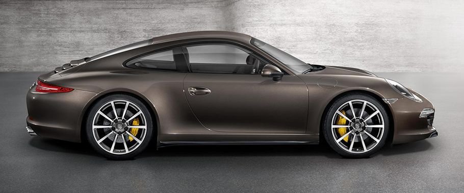 Porsche 911 Carrera 4S Drivers Sideview Porsche 911 Carrera 4S Drivers Sideview