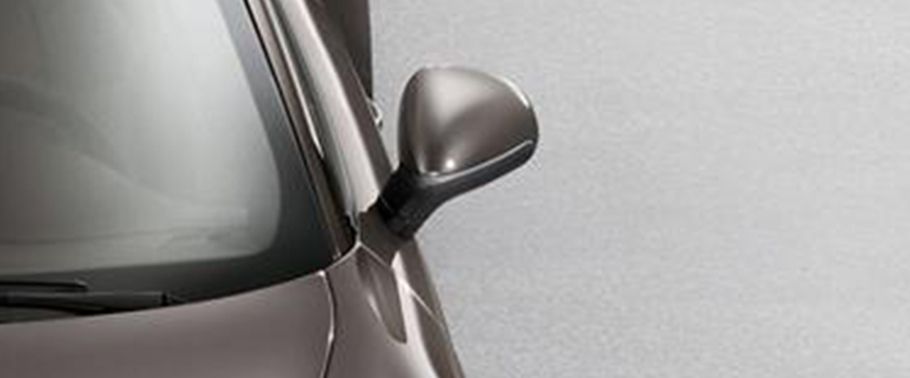 Porsche 911 Carrera 4S Drivers Side Mirror Front Angle Porsche 911 Carrera 4S Drivers Side Mirror Front Angle