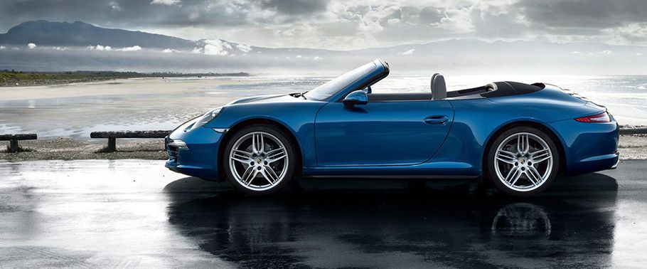 911 Carrera 4 Cabriolet Side view