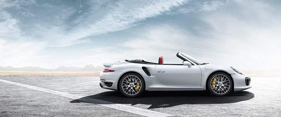 Porsche 911 Turbo S cabriolet Drivers Sideview