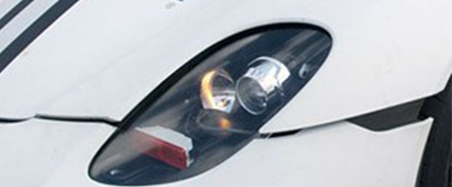 918 Spyder Weissach Package Headlight