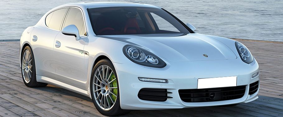 Porsche Panamera S E-Hybrid Front Cross Side View