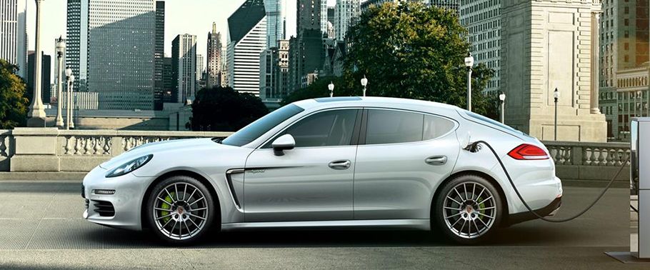 Panamera S E-Hybrid Side view