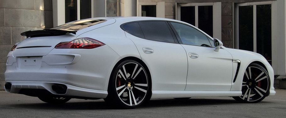 Panamera GTS Rear angle view
