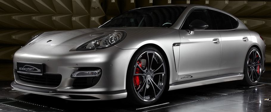 Porsche Panamera Turbo Front Side View