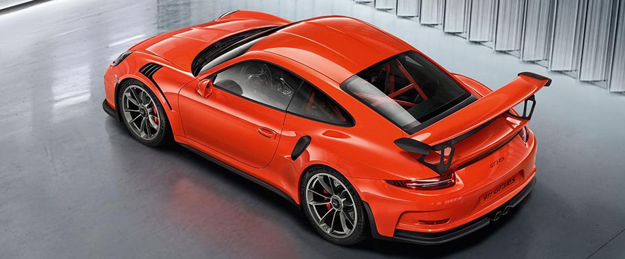 Rear Medium View of Porsche 911 GT3 RS