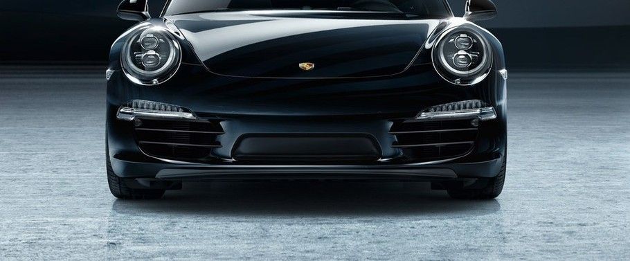 911 Carrera 4 Cabriolet Black Edition Grille View