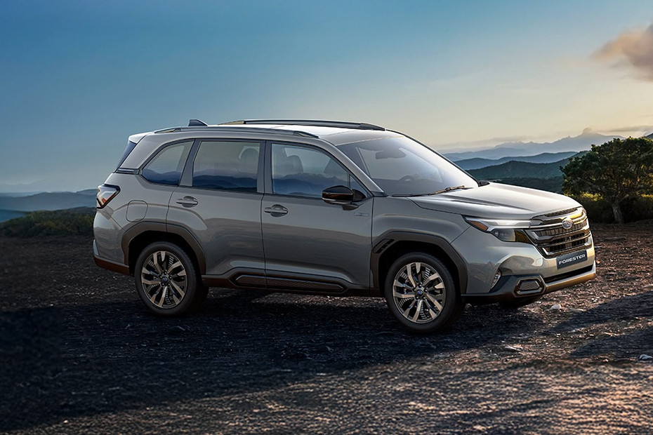 Subaru Forester e-Boxer Hybrid Front Cross Side View