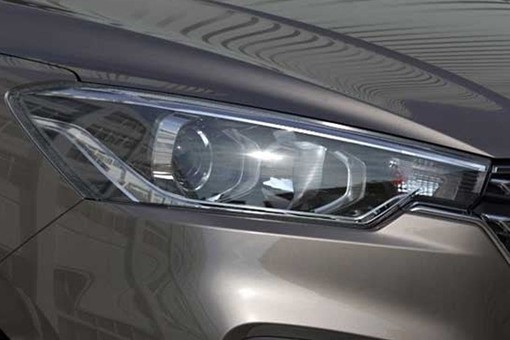 Ertiga Hybrid Headlight