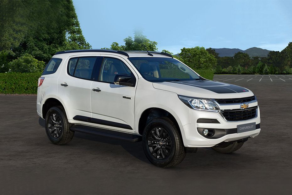 Chevrolet Trailblazer (2017-2021) Front Cross Side View Chevrolet Trailblazer (2017-2021) Front Cross Side View
