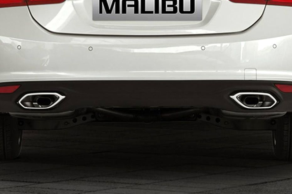 Chevrolet Malibu Exhaust Pipe