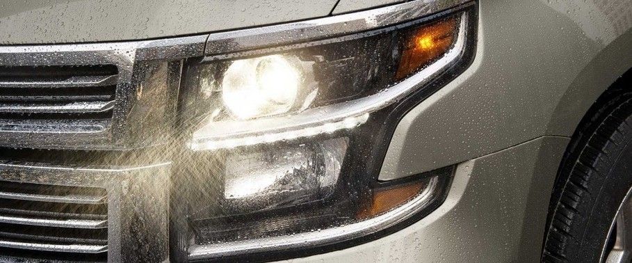 Suburban (2001-2014) Headlight