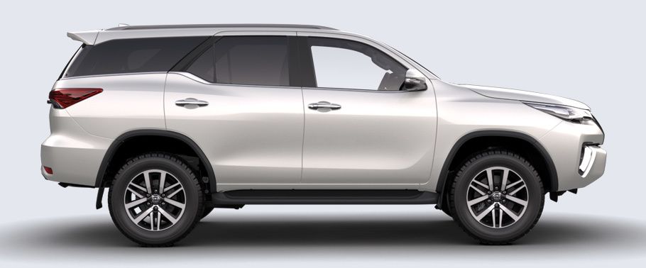 Toyota Fortuner Drivers Sideview Toyota Fortuner Drivers Sideview