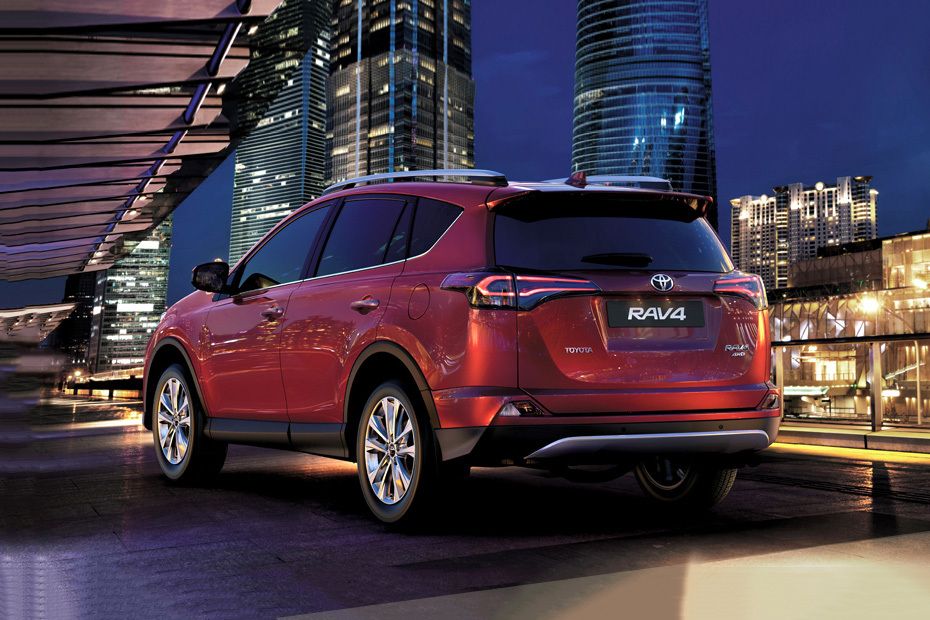 Toyota RAV4 (2017-2018) Rear Cross Side View Rear Cross Side View of Toyota RAV4 (2017-2018)