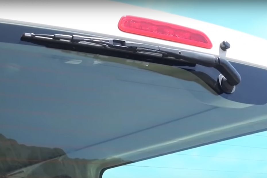 Toyota Hiace LXV Rear Wiper