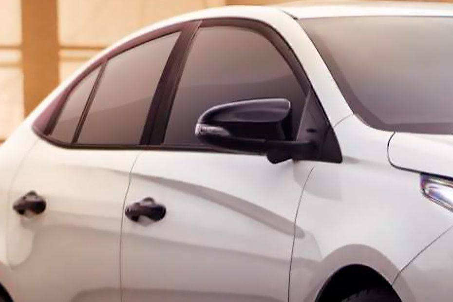Toyota Vios Drivers Side Mirror Front Angle Toyota Vios Drivers Side Mirror Front Angle