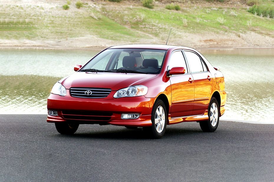 Toyota corolla 2000 hires stock photography and images  Alamy