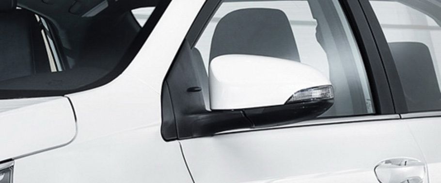Toyota Corolla Altis (2011-2015) Drivers Side Mirror Front Angle