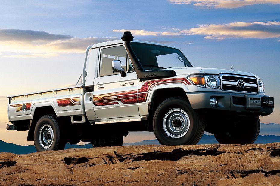 Toyota Land Cruiser Pickup Interior & Exterior Images, Colors & Video