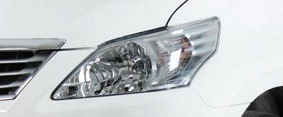 Toyota Innova (2015-2017) Headlight