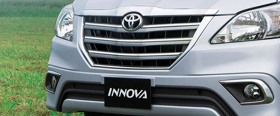 Toyota Innova (2015-2017) Grille View