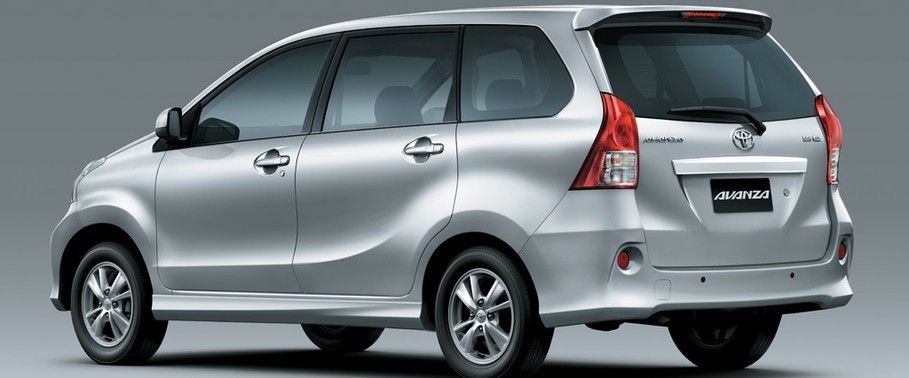 Toyota Avanza (2011-2015) Rear Cross Side View Rear Cross Side View of Toyota Avanza (2011-2015)