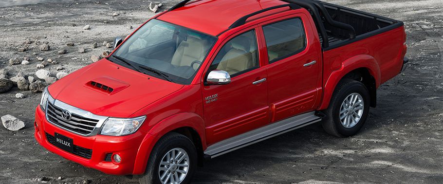 Discontinued Toyota Hilux 2005 2015 Features And Specs Zigwheels