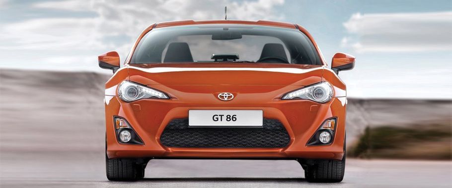 Toyota 86 (2012-2016) Full Front View Toyota 86 (2012-2016) Full Front View