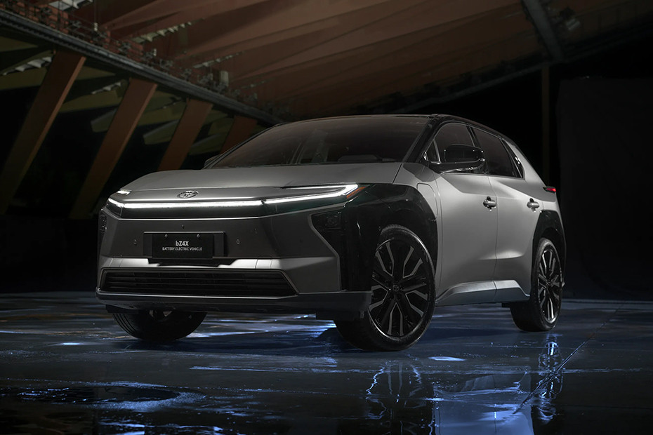 bZ4X Front deep low Angle View