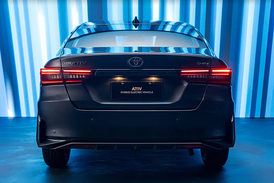 Full Rear View of Toyota Ativ