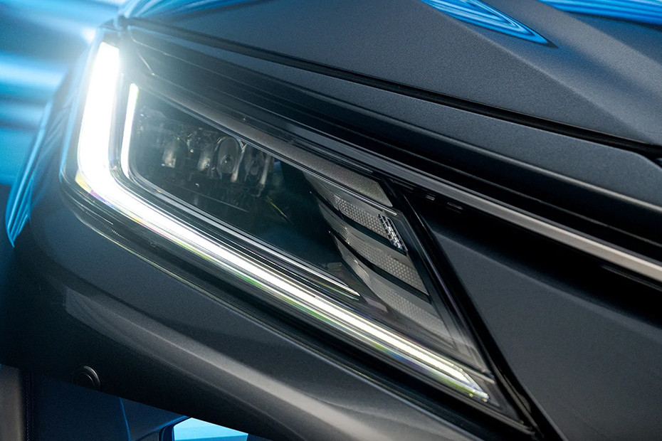 Ativ Headlight