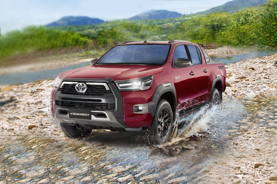 Toyota Hilux 2023 Interior & Exterior Images, Colors & Video Gallery